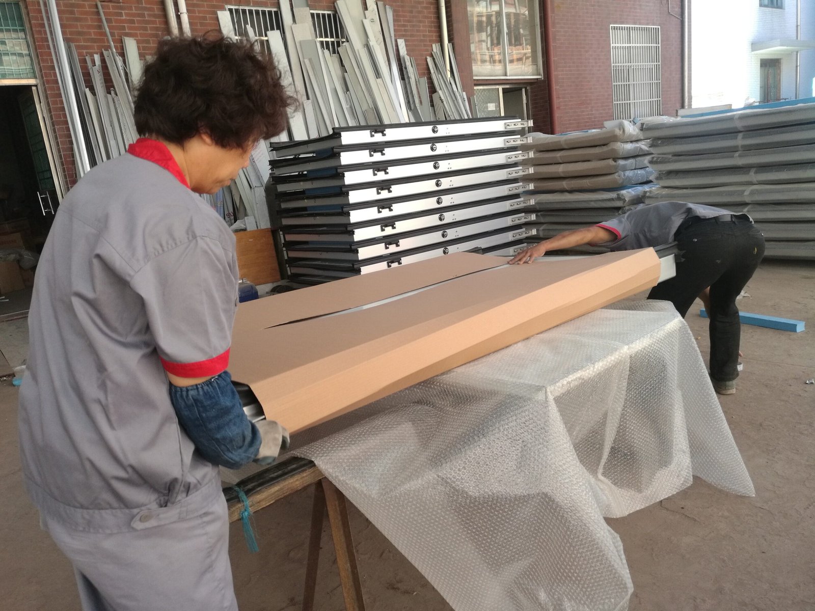 Packed panels and factory packing preparation